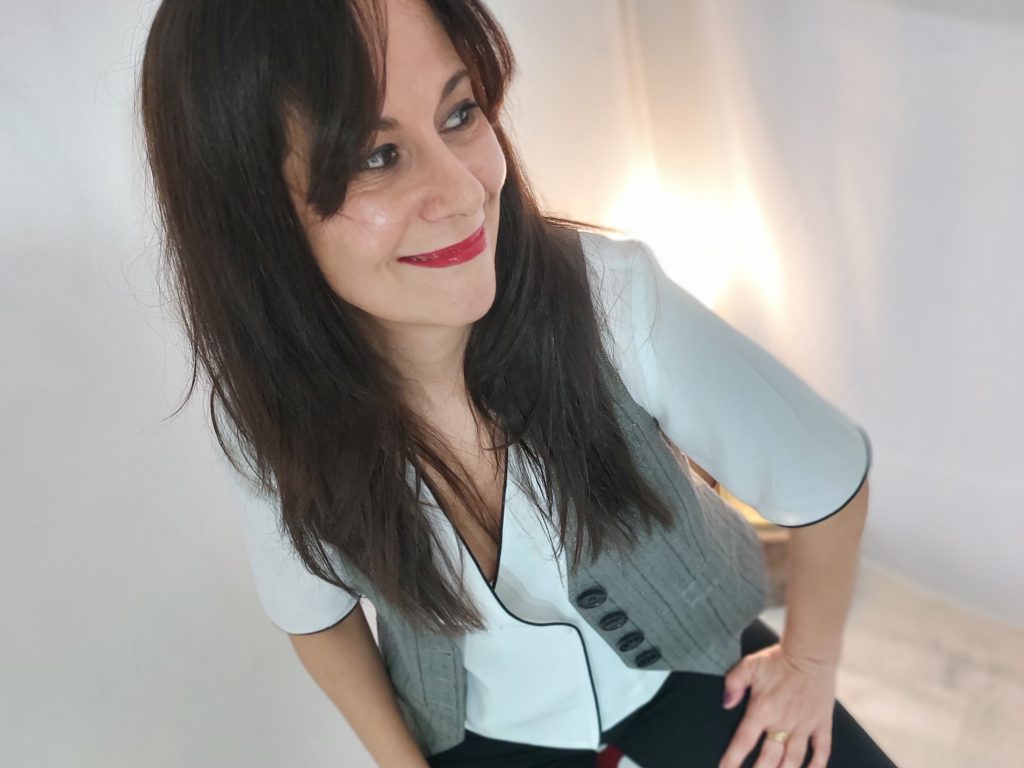 Eva Nuñez Aleva